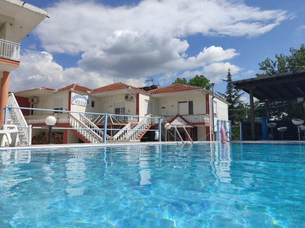 Estia Aparthotel Orestiás Buitenkant foto